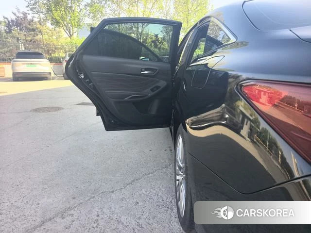 Toyota Asian dragon 2024 Черный из Китая