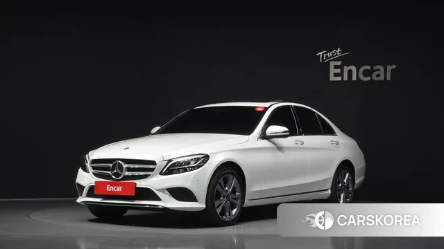 Mercedes-Benz C-Class W205 2020 Белый из Кореи