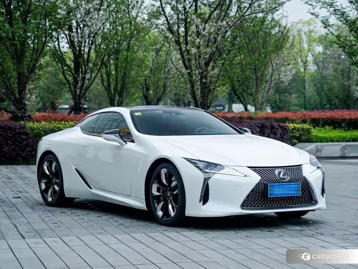 Lexus LC 2022 Белый из Китая
