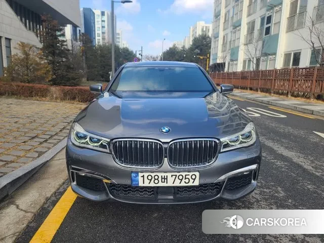 BMW 7 Series (G11) 2018 Серый из Кореи