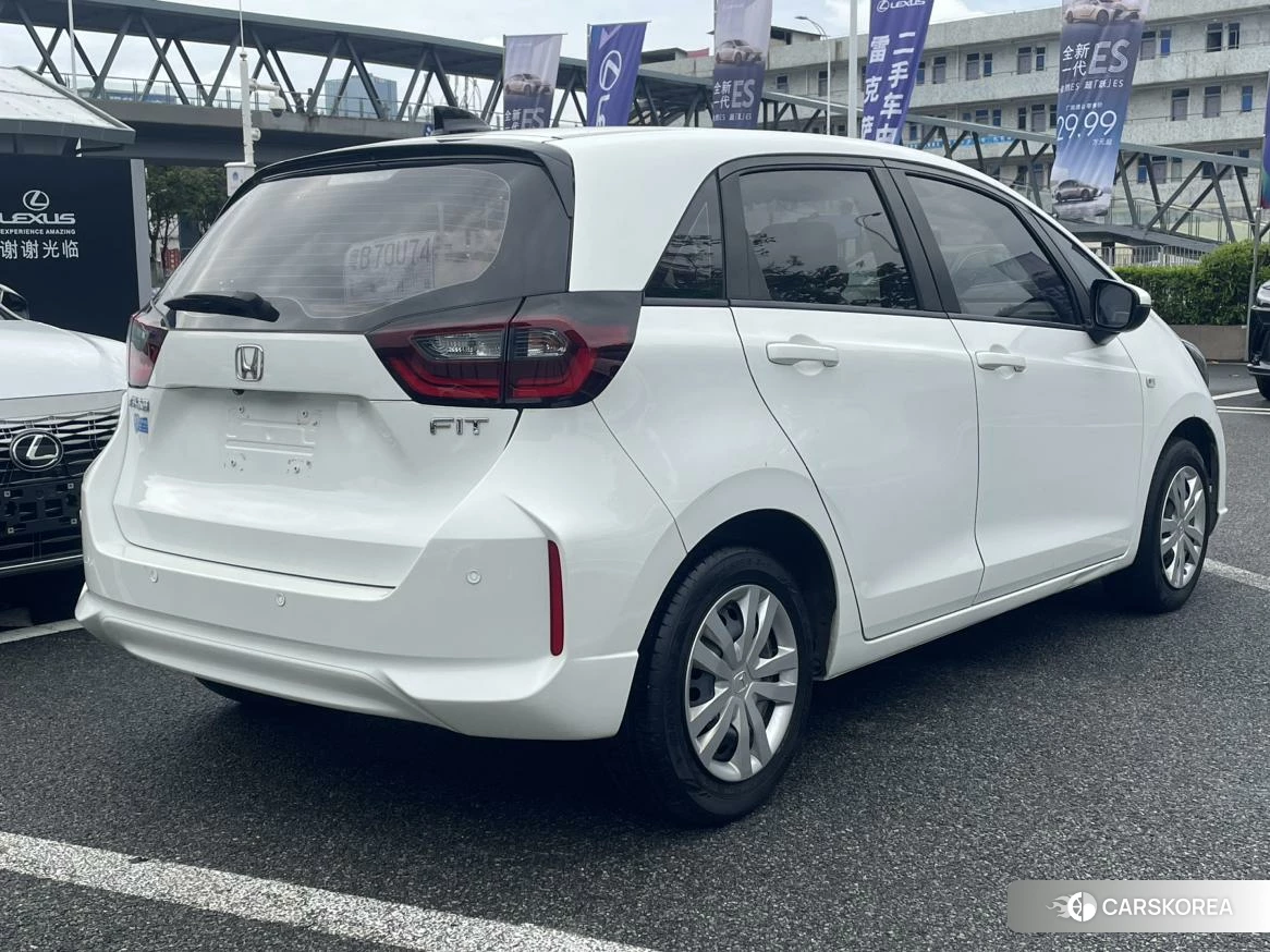 Honda Fit 2020 Белый из Китая