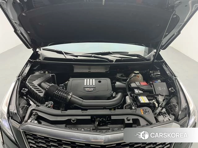 Cadillac XT5 2024 Черный из Китая