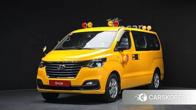 Hyundai The New Grand Starex 2018 Желтый из Кореи