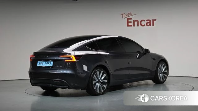 Tesla Model 3 2025 Серый из Кореи