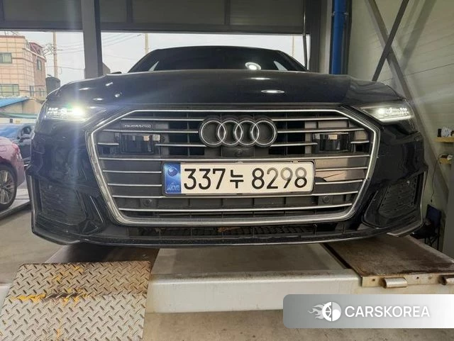 Audi A6 (C8) 2023 Синий из Кореи