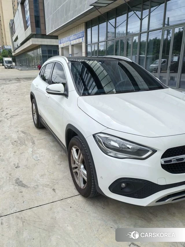 Mercedes-Benz GLA 2022 Белый из Китая