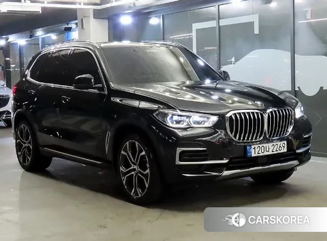 BMW X5 (G05) 2022 Черный из Кореи