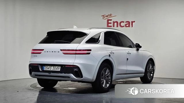 Genesis GV70 2021 Белый из Кореи