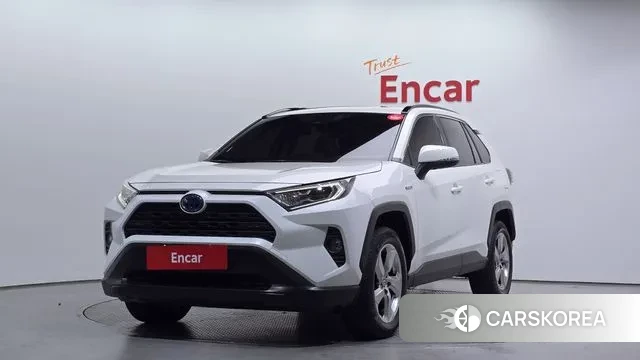 Toyota RAV4 5th Generation 2021 Белый из Кореи