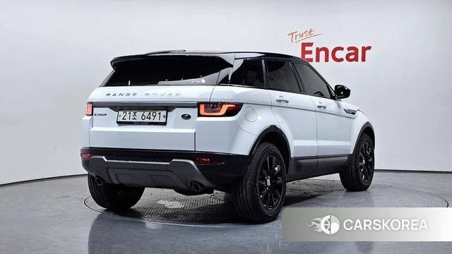 Land Rover Range Rover Evoque 2018 Белый двухцветный из Кореи