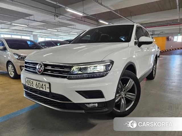 Volkswagen Tiguan second Generation 2018 Белый из Кореи