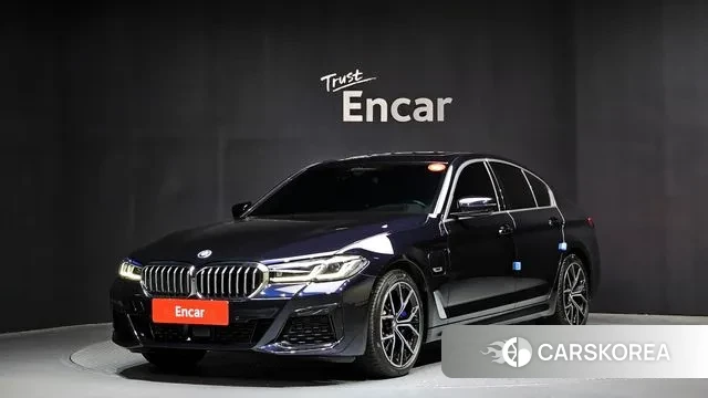 BMW 5 Series (G30) 2022 Черный из Кореи