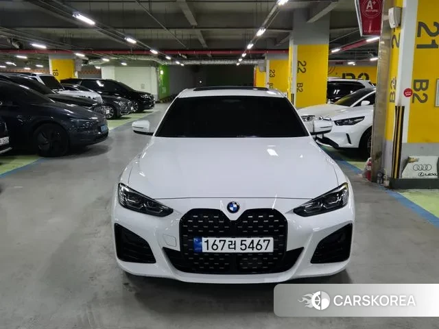 BMW 4 Series (G22) 2024 Белый из Кореи