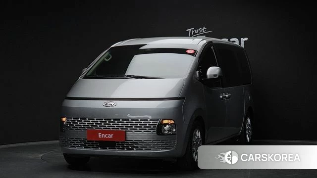 Hyundai Staria 2022 Серебряный из Кореи