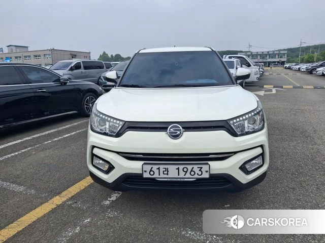 Ssangyong Tivoli Armor 2019 Жемчужный цвет из Кореи