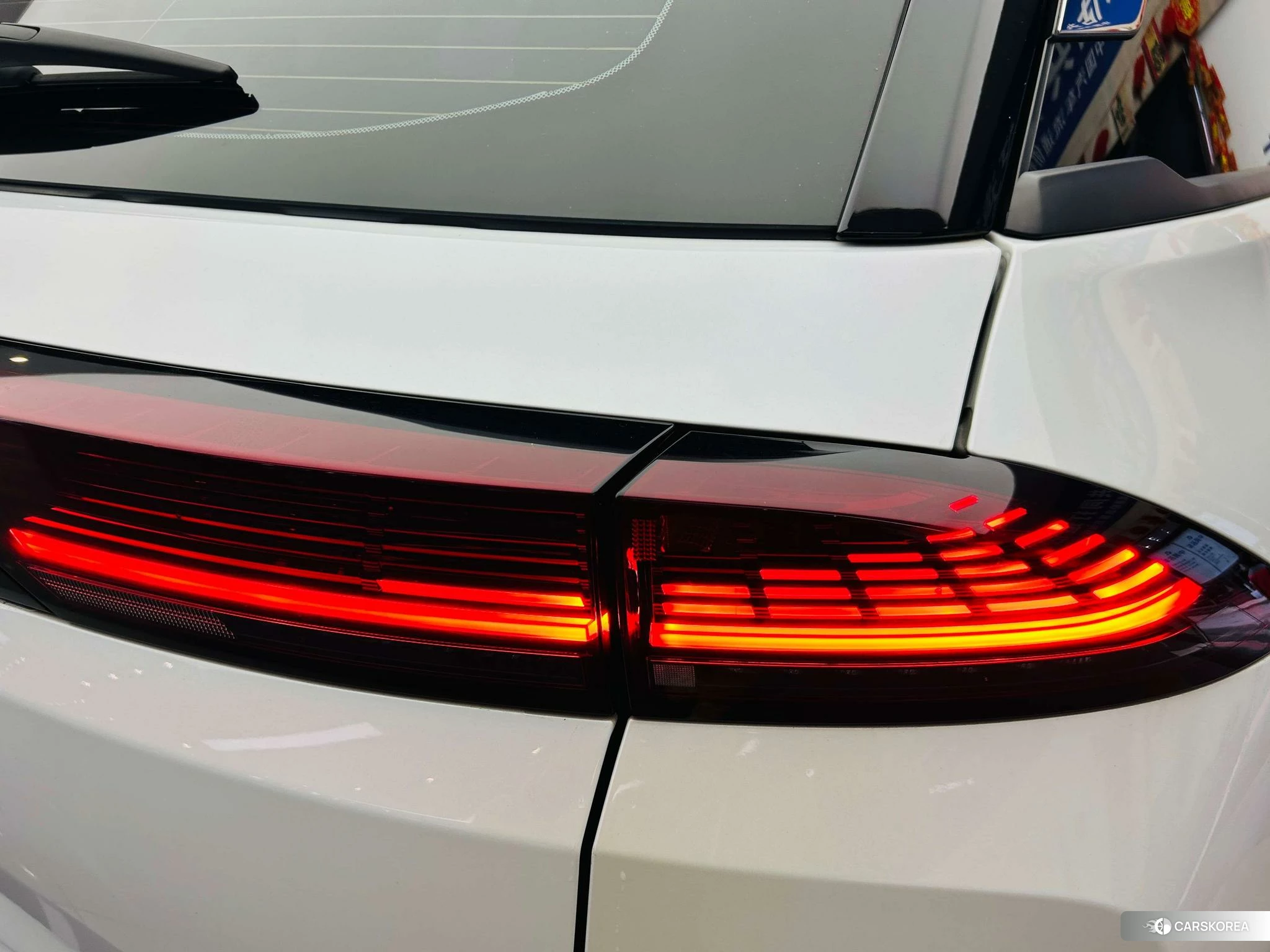 Nissan Exploring the land 2024 Белый из Китая