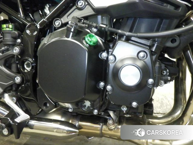 Engine photo