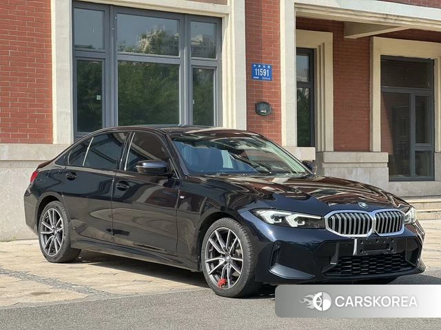 BMW 3 series 2023 Синий из Китая