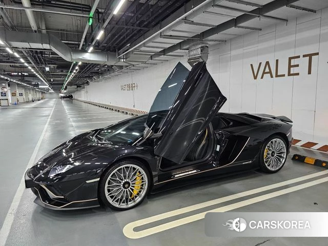 Lamborghini Aventador 2019 Черный из Кореи