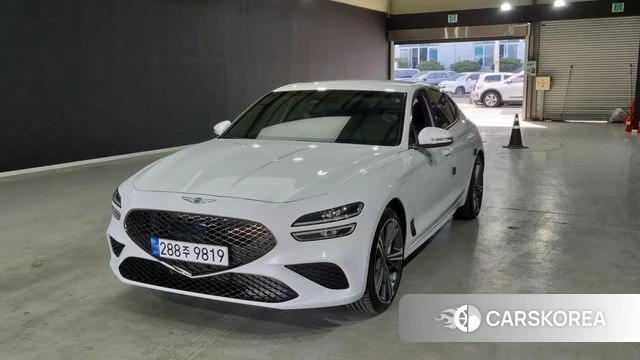 Genesis The New G70 2024 Белый из Кореи