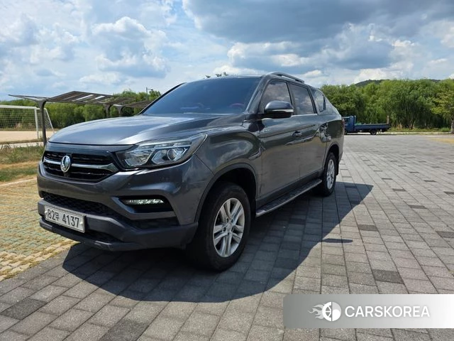 Ssangyong Rexton Sports 2019 Серебристо-серый из Кореи