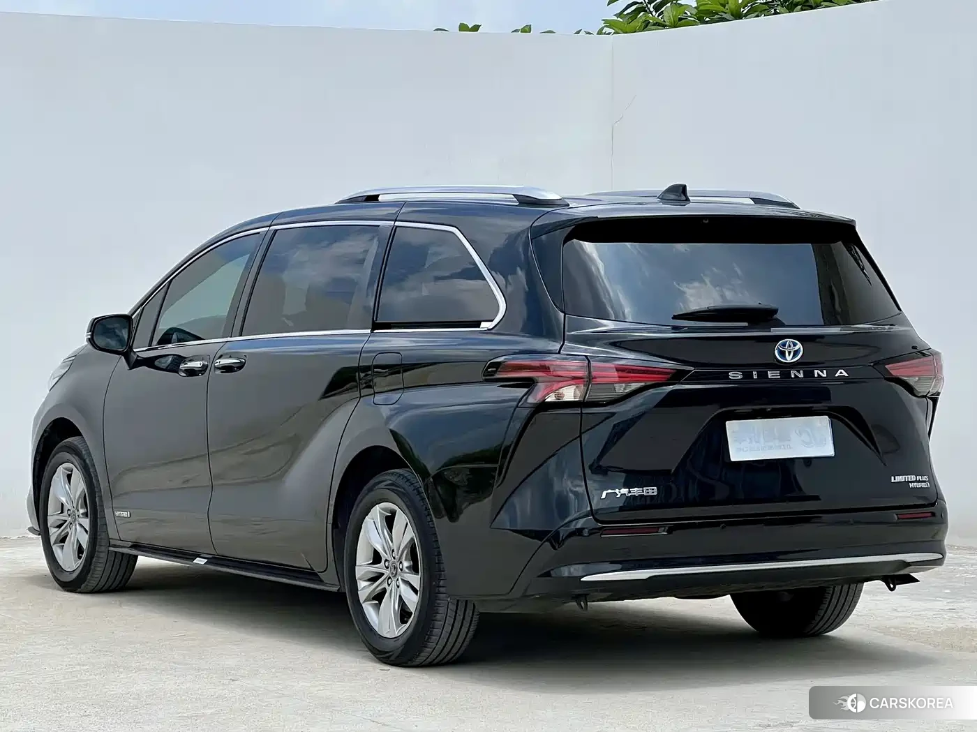 Toyota Sienna 2022 Черный из Китая, фото 3