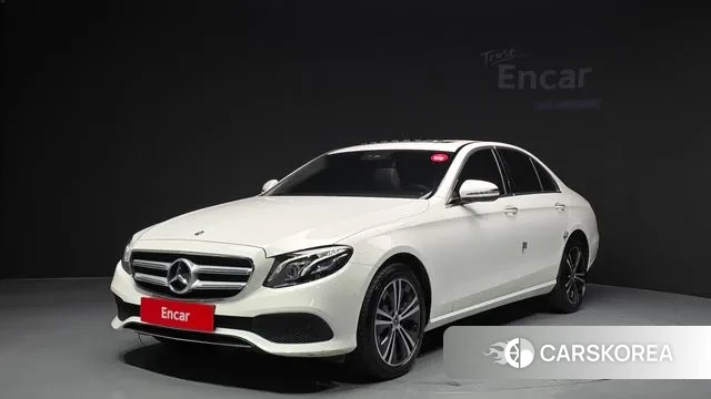 Mercedes-Benz E-Class W213 2020 Белый из Кореи