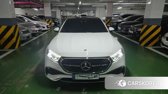 Mercedes-Benz E-Class W214 2024 Белый из Кореи