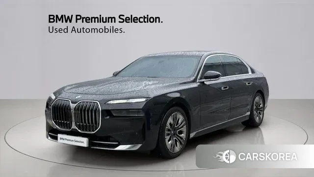 BMW 7 Series (G70) 2023 Черный из Кореи