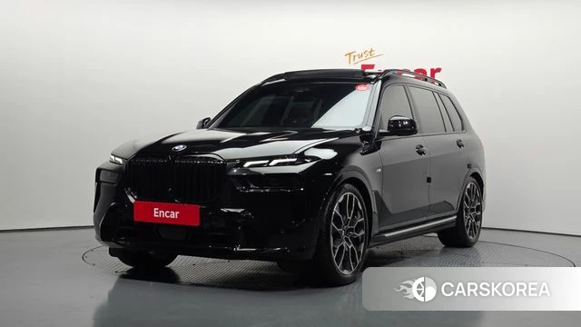 BMW X7 (G07) 2025 Черный из Кореи