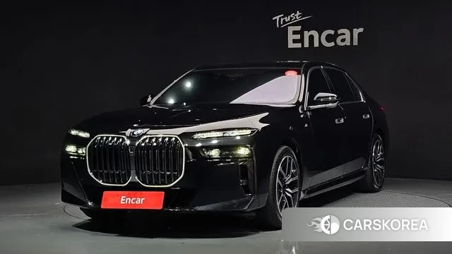 BMW 7 Series (G70) 2025 Черный из Кореи