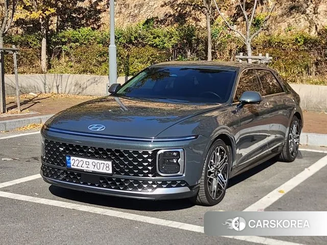 Hyundai Grandeur Hybrid (GN7) 2023 Серый из Кореи