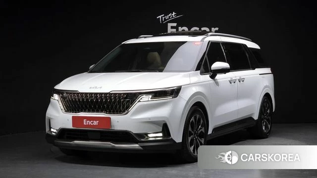 Kia Carnival 4th generation 2023 Белый из Кореи