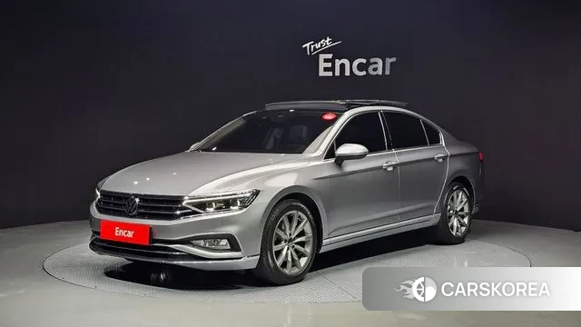 Volkswagen Passat GT (B8) 2022 Серый из Кореи