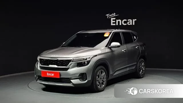 Kia Seltos 2022 Серый из Кореи