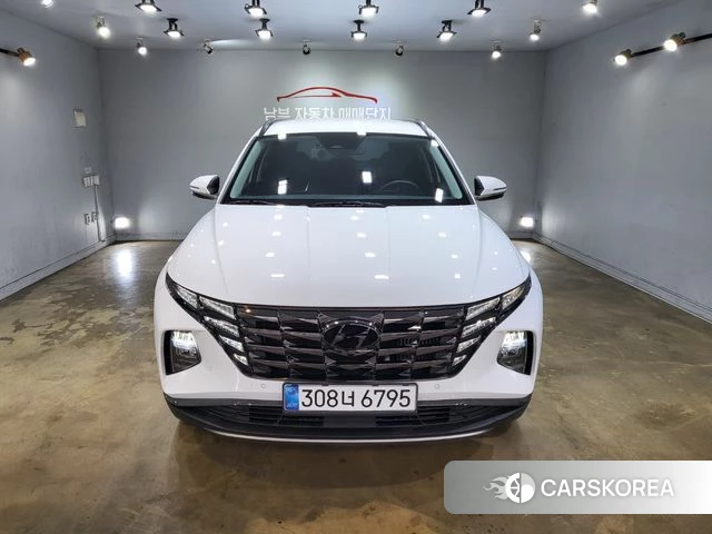 Hyundai Tucson (NX4) 2021 Белый из Кореи