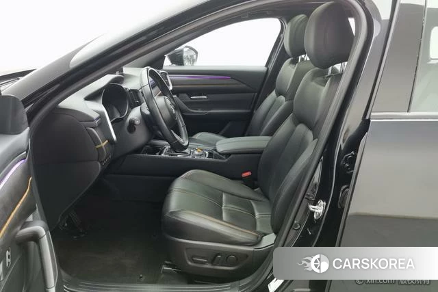 Mazda CX-50 line also 2023 Черный из Китая