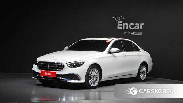 Mercedes-Benz E-Class W213 2021 Белый из Кореи