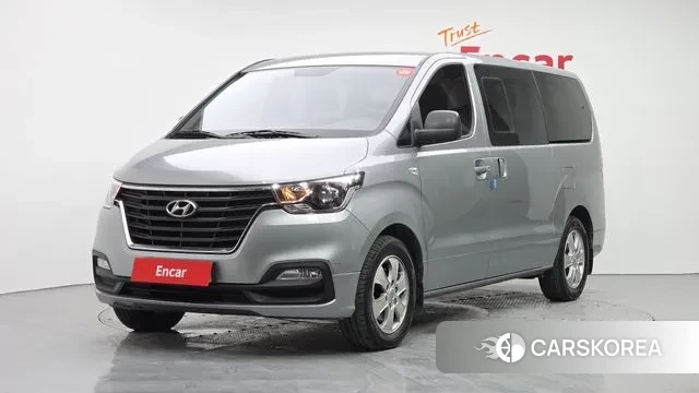 Hyundai The New Grand Starex 2020 Серебристо-серый из Кореи