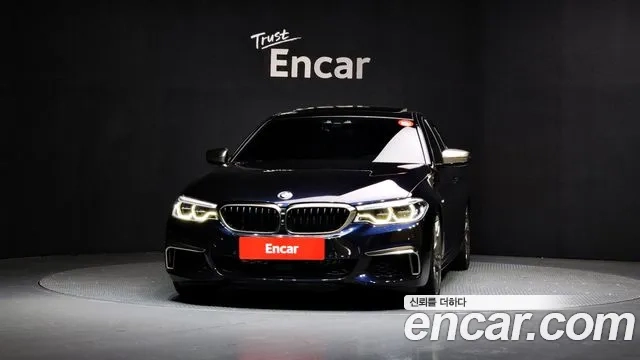 BMW 5 Series (G30) 2018 Черный из Кореи