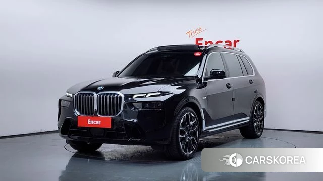 BMW X7 (G07) 2025 Черный из Кореи