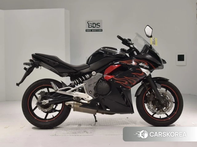 Проданный Kawasaki NINJA 400R 2011 из Японии