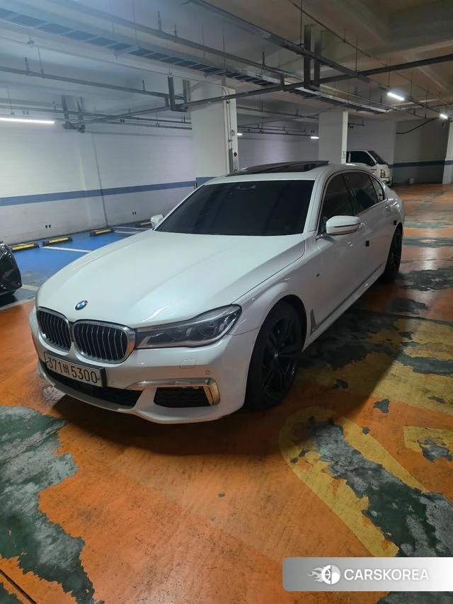 BMW 7 Series (G11) 2018 Белый из Кореи