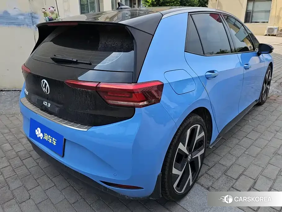 Volkswagen ID.3 2024 Синий из Китая