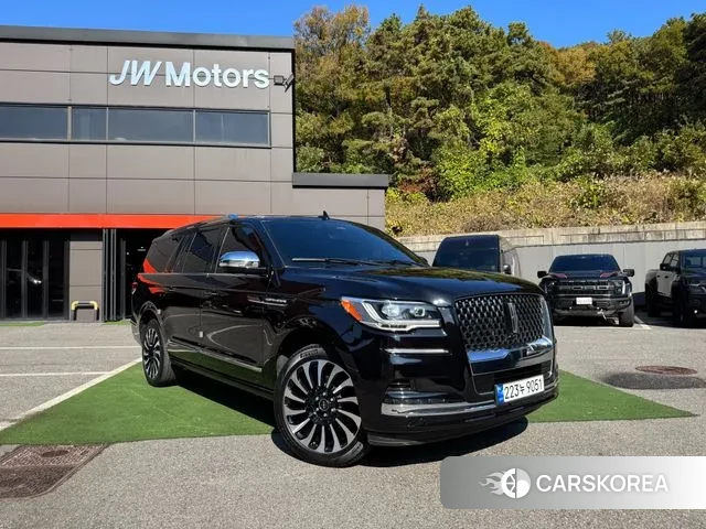 Lincoln Navigator 4th generation 2022 Черный из Кореи