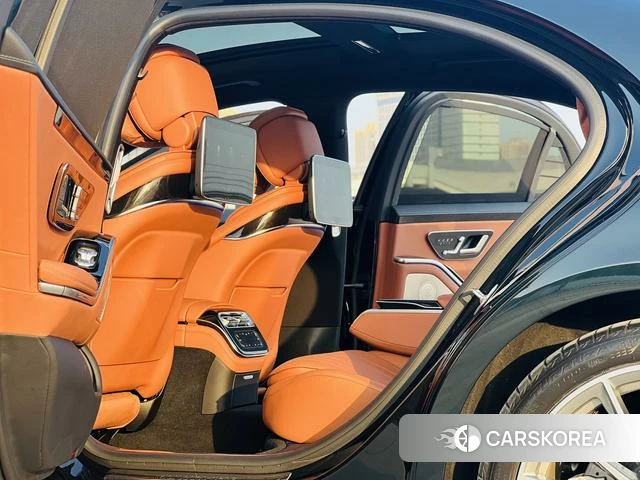 Mercedes-Benz S-class 2021 Черный из Китая