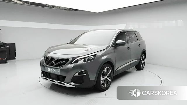 Peugeot 5008 second generation 2018 Серый из Кореи