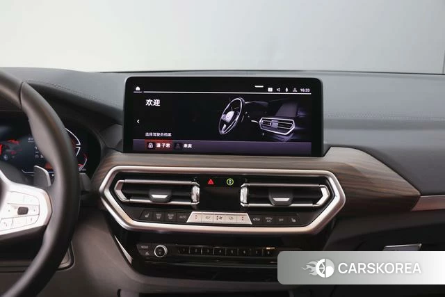 BMW X3 2023 Черный из Китая