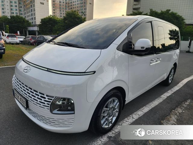 Hyundai Staria 2024 Белый из Кореи