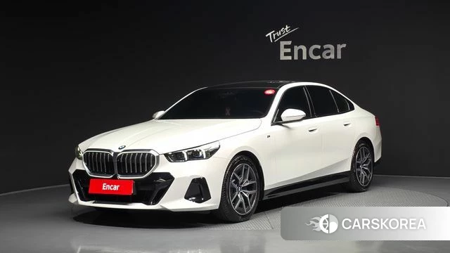 BMW 5 Series (G60) 2024 Белый из Кореи